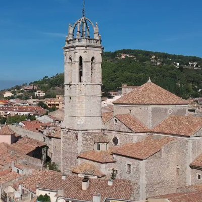 ⛪ℹ ✝️ Compte d'informació i de comunicació de Església Parroquial de Santa Maria de Moià. Al servei de la comunitat i de cadascun dels vilatans des del 939.