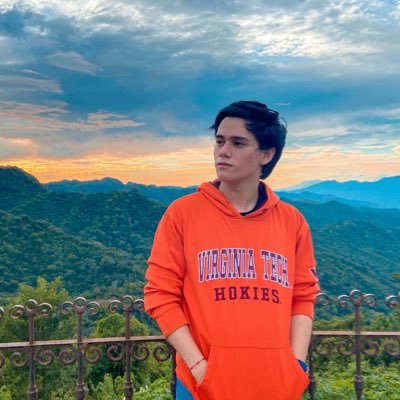 rmontoya0's profile picture. 