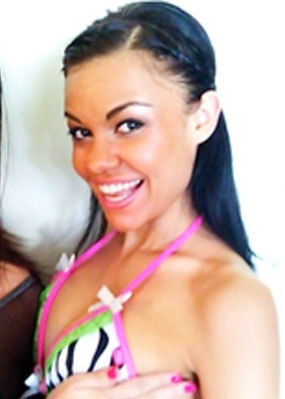 Fun with a passion for fitness and flaking out! I'm a bit of an exhibitionist but it's part of the package. Check my tweets & say hello! http://t.co/kjnadYwrkY
