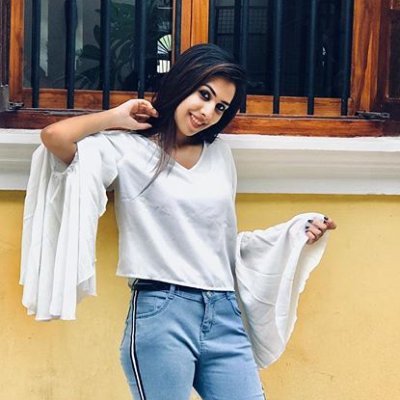 Hey! I’m Sariga, I would love to express my ideas, projects, inspirations and fashion lifestyle.