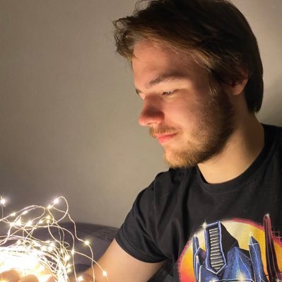Silvermike96's profile picture. "I believe everyday is a good day when you paint." - Bob Ross || Dice Addict |