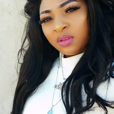 EstellahKangwa's profile picture. Screw luck. I’m making it happen. 🤘🤘❤