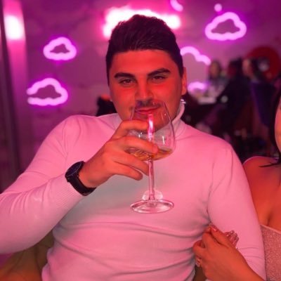 AlbumazardT's profile picture. 