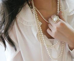 elongrlproblem's profile picture. Taking a break from sunning, lunching, and raging to share my shamelessly self-absorbed thoughts. Because life is hard, right?