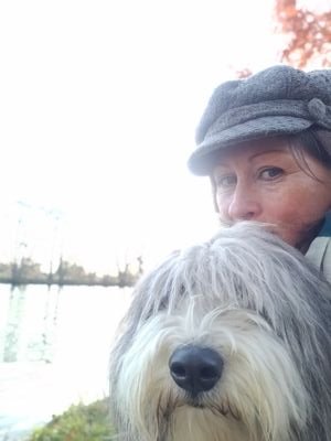 Fun loving bearded collie fan and cognitive hypnotherapist.