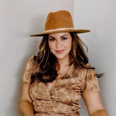 BLUCONCIERGE's profile picture. Wife|Mother of 2⃣ Boys|Lover of Christ| 💰Real Estate| Passion 4 Photography & Traveling| 👩🏻‍🍳Cook |My PURPOSE is to serve the Lord.