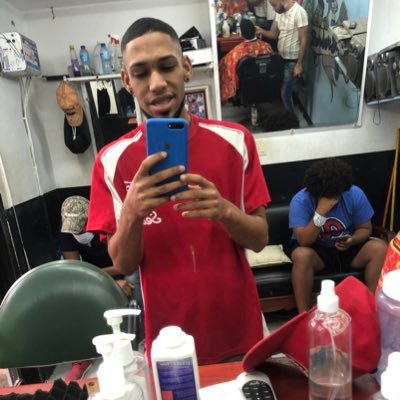 JoanAlmanzar's profile picture. Son como mii Bermuda no me dan por lo Tobillo! ┌П┐(o_o) | Baloncesto♥ | La fuerza de tu envidia es la velocidad de mi progreso