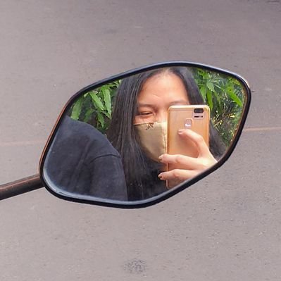 Jangan serius-serius amat kali, hidup juga butuh becanda
