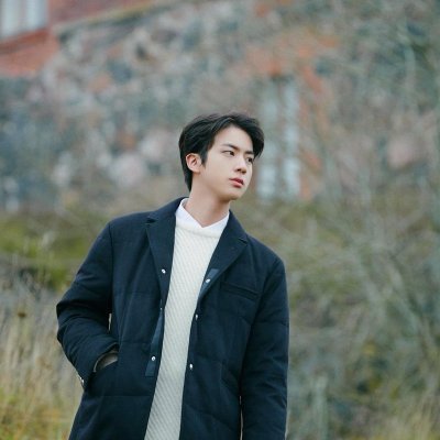 i am kind to people who are kind to me and a huge kpoppie Abyss WWH Jin