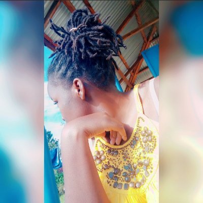 Apondi_G's profile picture. 🖤Introvert 🖤