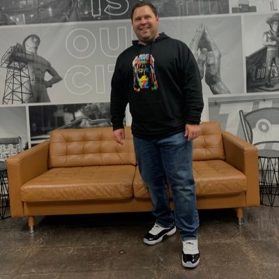 Tulsasooner13's profile picture. Husband, Father ,outreach leader @audacity_church, Medical Device Sales professional,OU Sooners, OKC Thunder, Red Sox, Patriots fan