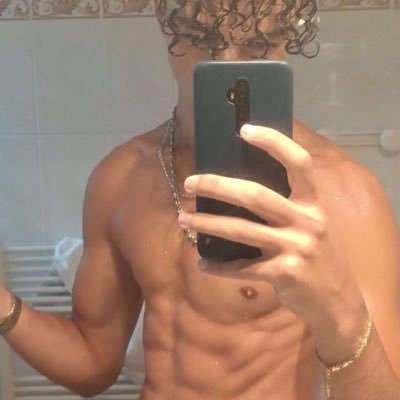 PiegeNude's profile picture. Donner les infos en pv je piège que les mecs