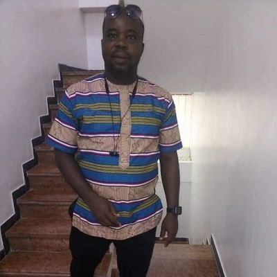 FrancklinKouad2's profile picture. je suis un homme de boulot