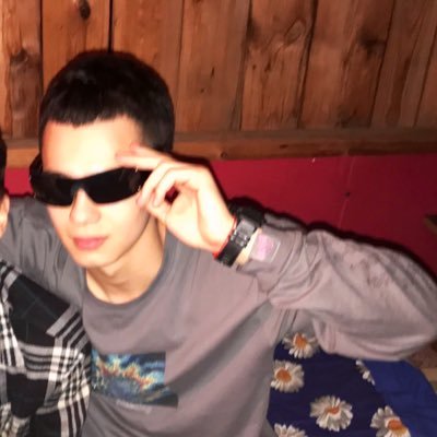 sschakall's profile picture. тупой качок