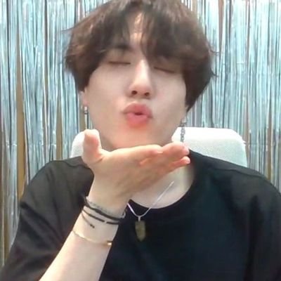 yugylight's profile picture. 𝗀𝗈𝗍𝟩﹕𝖽𝖺𝗒𝟨   —   𝗍𝗁𝖾 𝗋𝖾𝖺𝗌𝗈𝗇 𝗈𝖿 𝗆𝗒 𝗁𝖺𝗉𝗉𝗂𝗇𝖾𝗌𝗌
⠀⠀⠀⠀⠀⠀⠀⠀⠀⠀⠀⠀⠀⠀⠀⠀⠀⠀◜txt﹕skz﹕atz◞