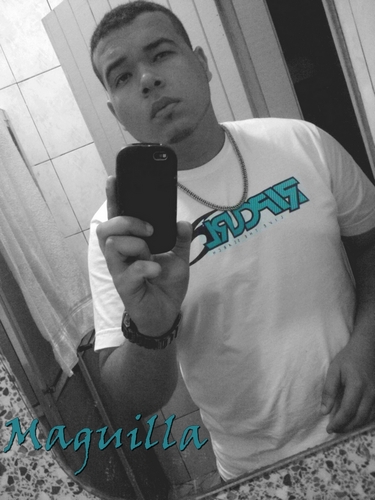 Orkut  http://t.co/zc1bsc079a

Face  http://t.co/p3by04TXdr