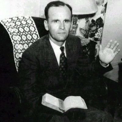 creer_solo's profile picture. Por He Aquí Yo Os Envío Al Profeta Elías Antes Que Venga El Día De Jehová Grande Y Terrible
Malaquías  4. 5