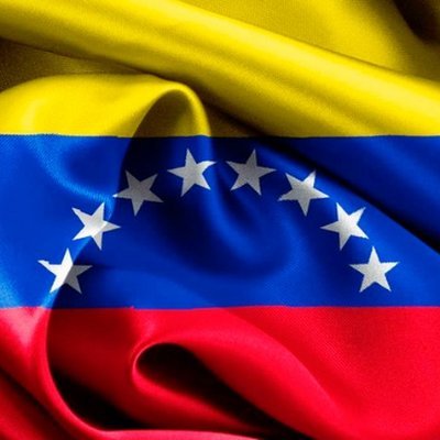 Adorador de Jesucristo, amante del deporte. Venezolano. Maracucho. Amante de la pizza.