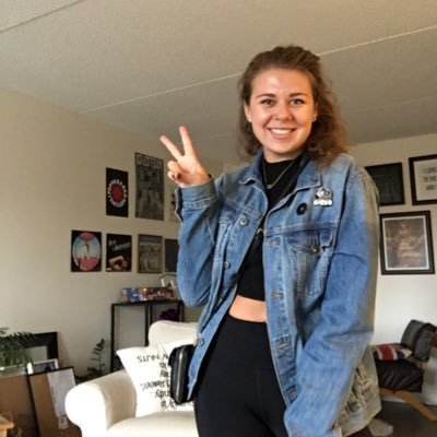 Kristenfudd's profile picture. I'd say I'm a hot mess but I'm missing the first part. 😬