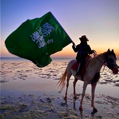 Interested in building a female travel community, exploring Saudi and welcoming tourists from all over the world 🌍 مهتمة بالسياحة والتراث الوطني 🇸🇦