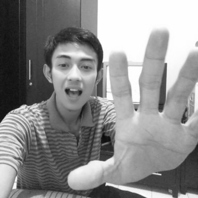 arqi_kuaci's profile picture. follow youtube @angkel arqi