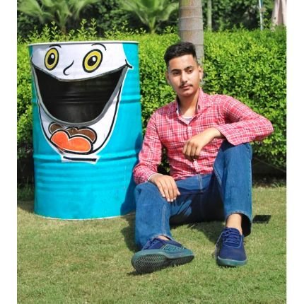 AmlohRajan's profile picture. 