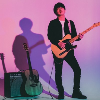 ギタリスト/メイトン公認アーティスト Fender Nocaster/Maton EA808 ライブやレコーディング等、様々な場所で活動中。横浜流星さん竹内涼真さん石田ニコルさん福山翔大さん等、俳優さんへの演奏指導もやってます。映画『#すくってごらん』ギタリスト役で出演。お仕事のご依頼は直接DMへ、お待ちしております。