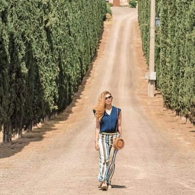 gira_sole7's profile picture. Medico chirurgo 🩺, laureata presso @UniSi.
Sono un'amante della fotografia, della cucina e dello yoga.