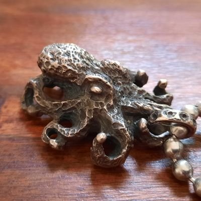 CrozierMark's profile picture. The sun WILL come up in the morning and you never know what the tide will bring. 

There is no Planet B. 🦏🐘🐃🦧🦍🐳🦈🐙