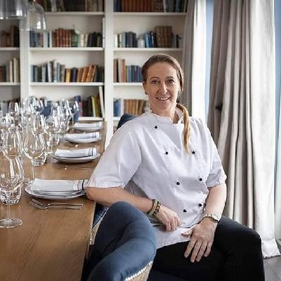 debbietph's profile picture. Director @ChefDebbieThorpe @cdtweddings 🇿🇦  Masterchef the Professionals  2019  https://t.co/rI62r0ekIJ