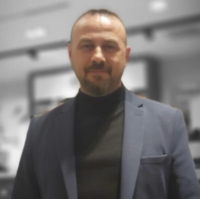 @villaakademia kurucusu @Bahçeşehir Üniversitesi Tezli Yüksek Lisans
@BursaMBA Mezunu