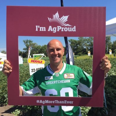 Digital Solutions Lead @Bayer4Crops. Husband, father. Grew up on a family farm in east central Sask. Tweets are my own. @FieldViewCanada #TeamBayer