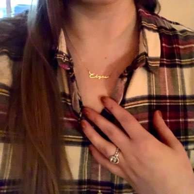 elyse_po's profile picture. Trying to explain how much I miss you is like trying to count all the stars in the sky...🌸