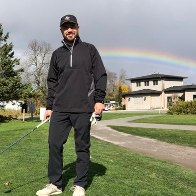 WeekendTwitch's profile picture. i skipped class I started making classics