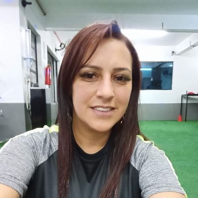 Juliana37155632's profile picture. 