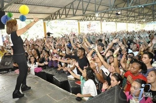 O2 = Folego de Vida!O Oxigenio da Renascer,temos 1 único objetivo,acabar c/as obras do inimigo,e exaltar o nome do Senhor!Estamos sempre a Fim de Revolução!