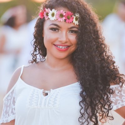 FrancineSandila's profile picture. O que Deus quiser pra mim, eu quero! Cristã ❤ Apaixonada por viagens e sushi!