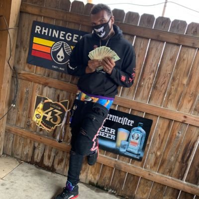 614📍
fck a shooter I’m my own shooter
West side