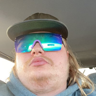 TeamNoDig00's profile picture. Red eck dirt racer from mt