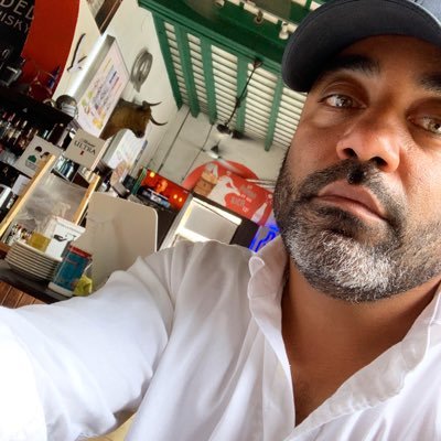 RusticaPr's profile picture. 