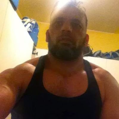 Waqar36841787's profile picture. I love pakistan