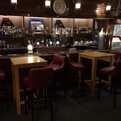 Usedpub buys clearance lots of bar furniture, equipment and memorabilia and sells on to the trade worldwide