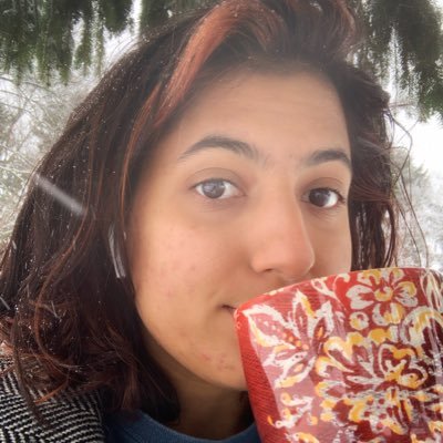 oat milk enthusiast| love teffy swift| a tea person| my ex lied to the internet that she is 25 when she’s actually 19