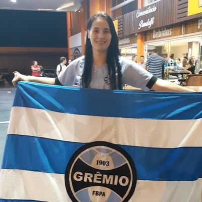 Grêmio 🇧🇼🇧🇼🇧🇼
Futura Veterinária 🐄🐎🐑🐖🐕🐈🐐🐓
Instagram: vane.acker