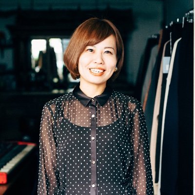 Singer/Songwriter/Trackmaker🎹 〈Works〉TWICE・&TEAM・Snow Man・Kis-My-Ft2・なにわ男子・JO1・乃木坂46・ClariS・=LOVE・WEST.・夜々など〈Artist〉naganaga お仕事の依頼はmimic1ick@yahoo.co.jp