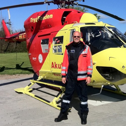 DocSKB's profile picture. MD. Flying and driving around, trying to make a difference.. Sometimes dressed up in green. Anesthesiologist. Insta: @docskb