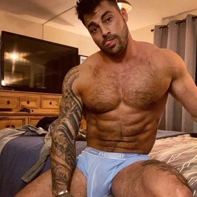 DarkKni84340067's profile picture. Interested in vers guys. VC fun preferred