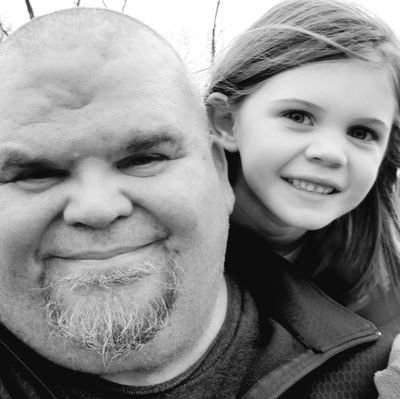 A fun Dad striving to reflect light & love daily.
Host of @moonjockeyspod an in-depth discussion on SW themes, characters, and storylines.