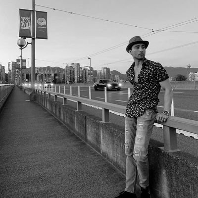 NoCap_drizzy's profile picture. follow the link in bio for good luck !