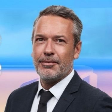 du lundi au vendredi à 22h30 dans « Pour tout dire » sur @T18_officiel